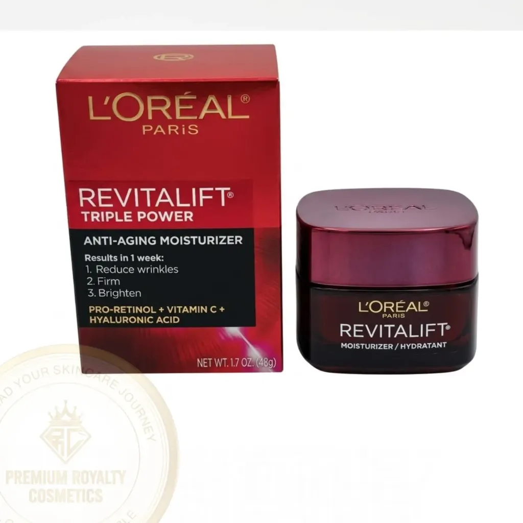 L'OREAL PARIS [ REVITALIFT TRIPLE POWER ANTI-AGING MOISTURZER ] Pro-Retinol + Vitamin C + Hyaluronic Acid 1.7 OZ ( 48g )