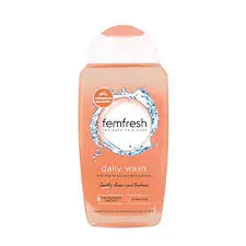 FEMFRESH DAILY WASH WITH ALOE VERA & CALENDULA EXTRACTS 250ml